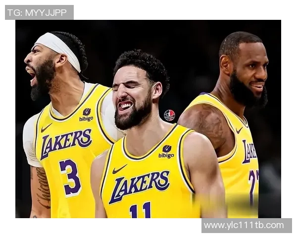 2笔交易官宣，3人敲定新合同！勇士做出决定，湖人太难了